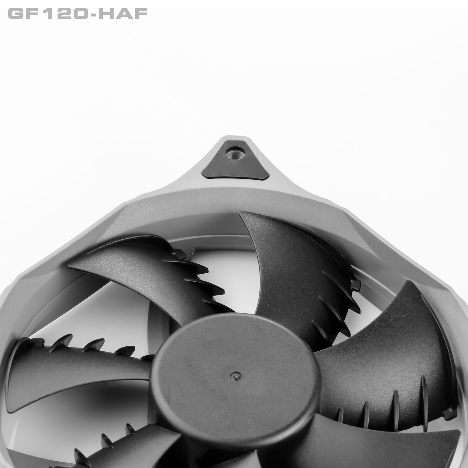 مهم ترین تغییرات ایجاد شده در فن جدید GF120-HAF گرین، می توان به افزایش 2 برابری سرعت چرخش فن به 2100 RPM و قابلیت PWM آن نسبت به فن GF120-FSB اشاره نمود