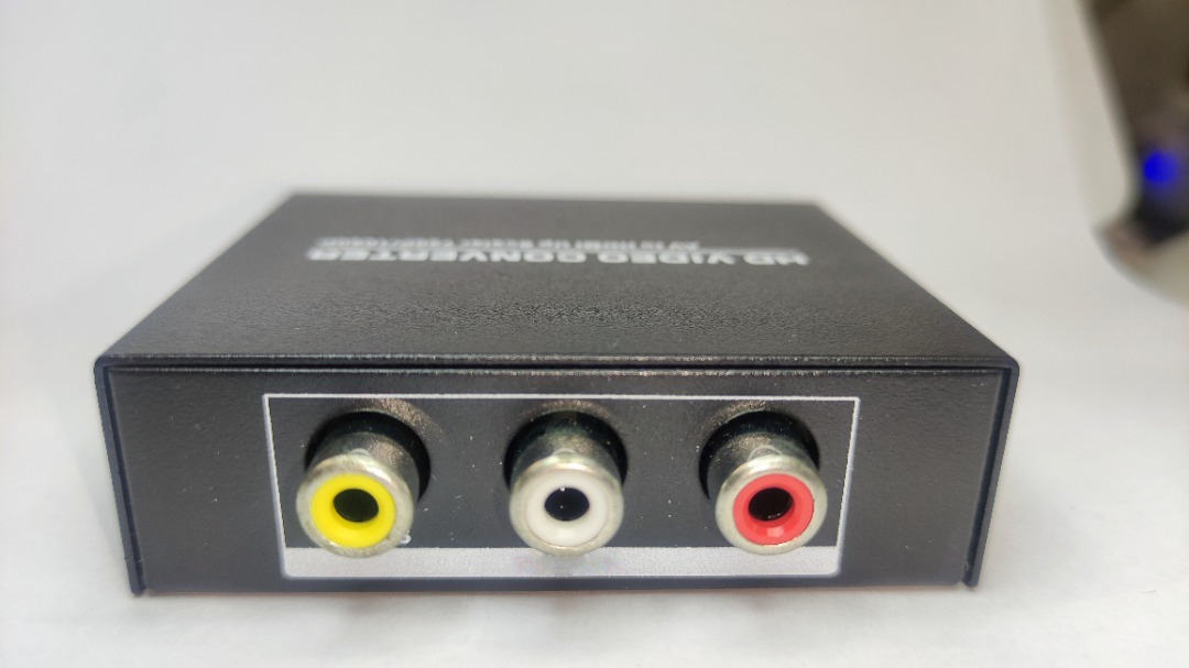 پورت های خروجی: سه عدد RCA (زرد، سفید و قرمز) یک عدد Audio